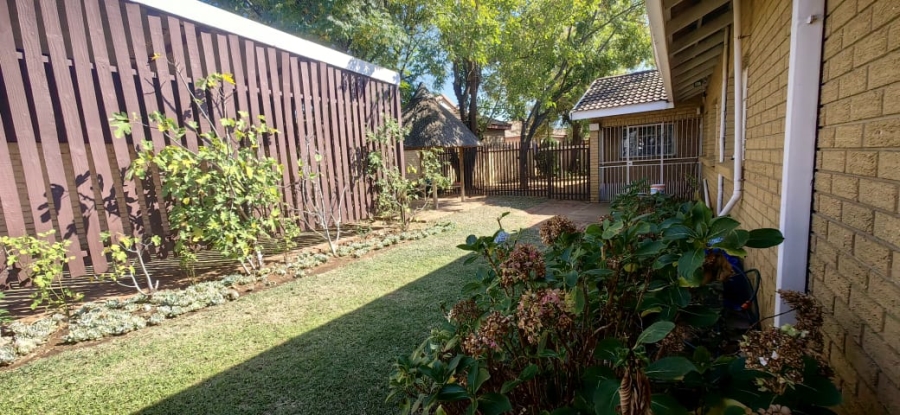 5 Bedroom Property for Sale in Parys Free State